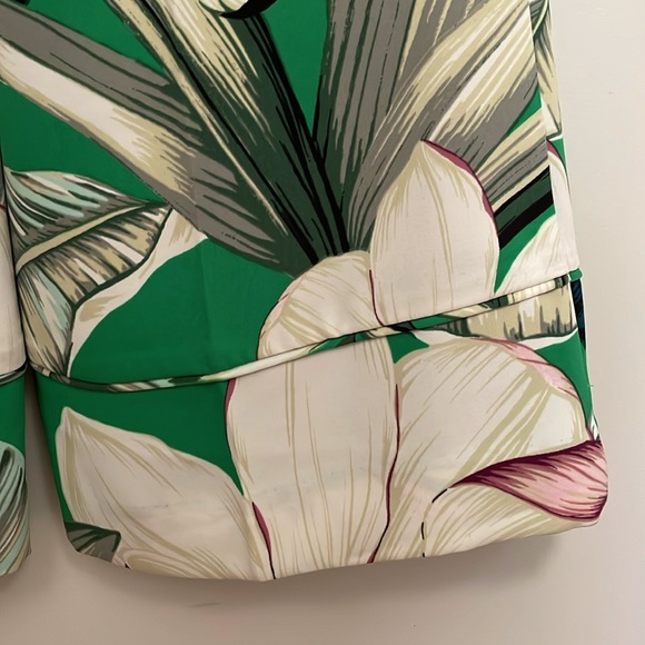 Ann Taylor Floral Spring Trousers - Picture 6 of 7